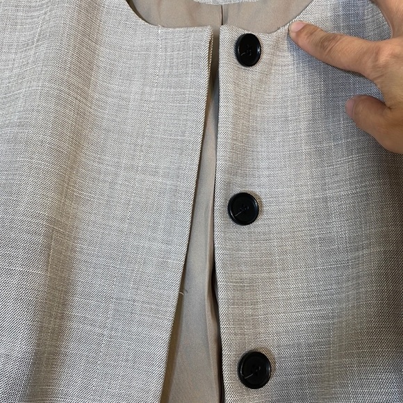 NWT. Ann Taylor 4 Pant Suit Set. - Picture 4 of 16